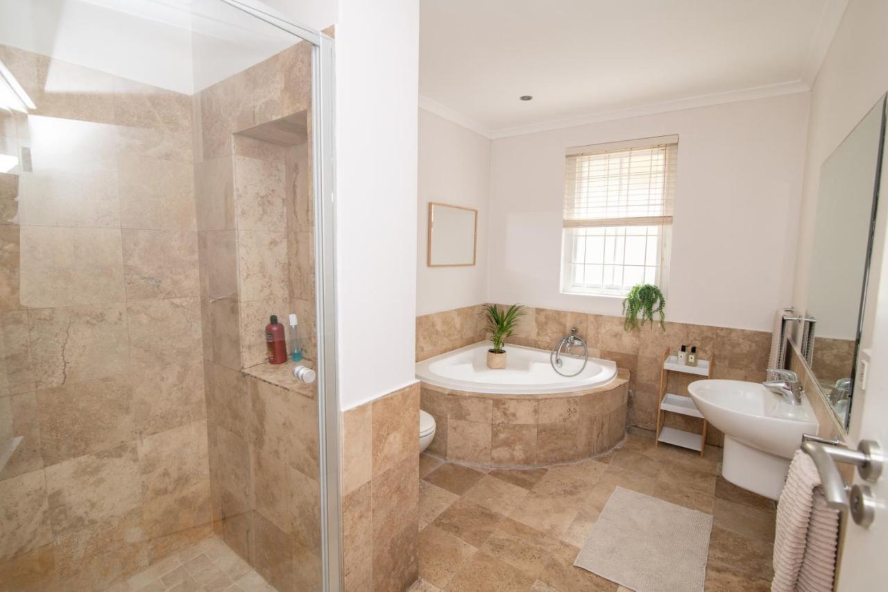 Camps Bay Guest Suite With Private Pool Cape Town Exterior foto